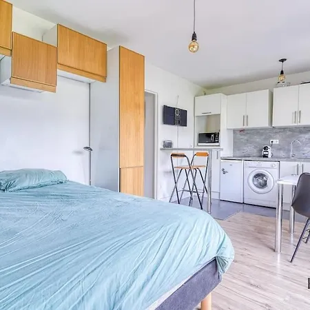 Proche Montparnasse - Le Fondamental - 252b Paris