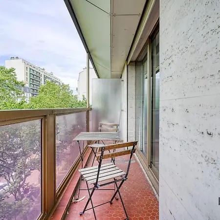 Proche Montparnasse - Le Fondamental - 252b Paris